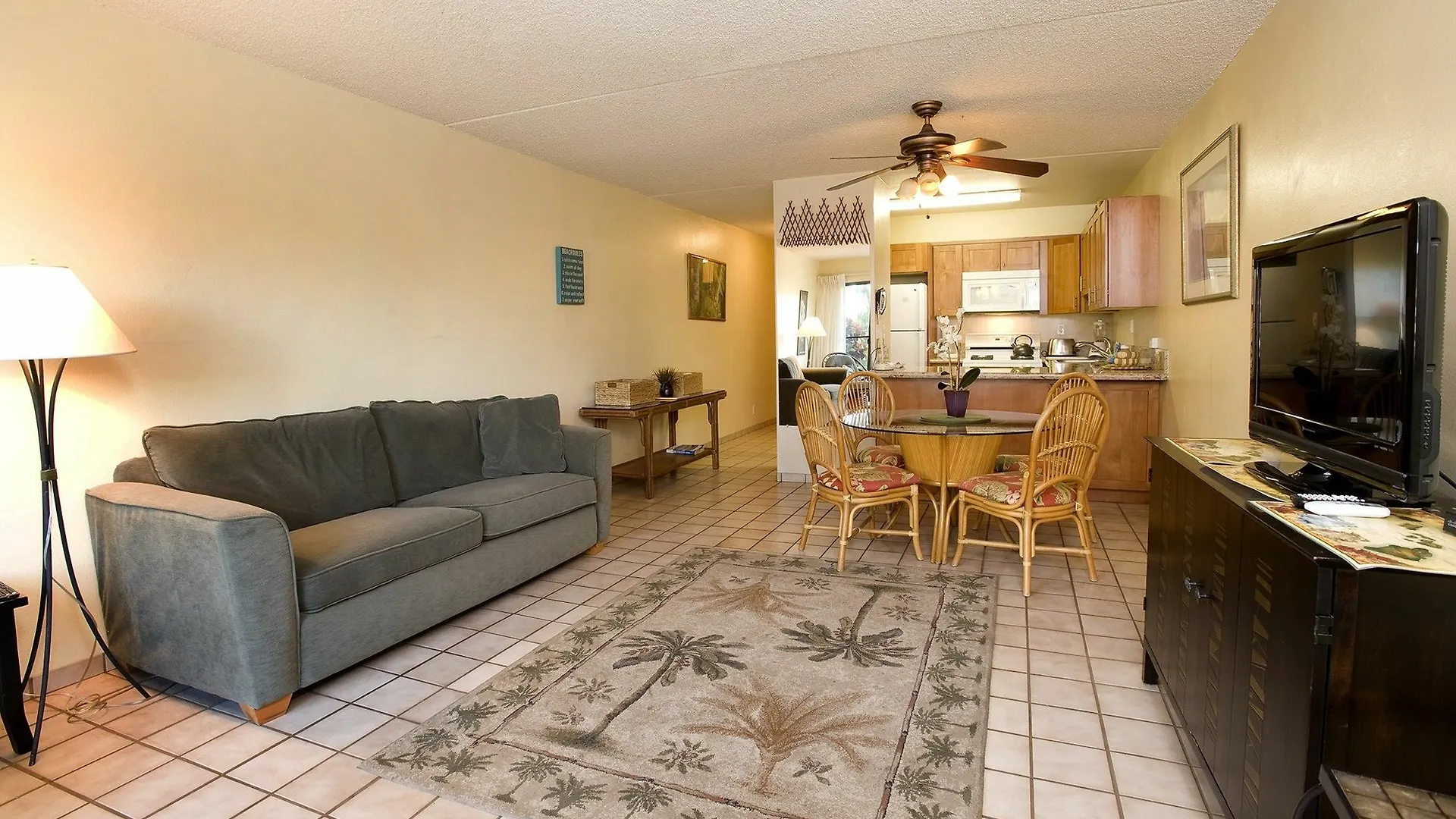 Kihei Akahi D-109 - One Bedroom Condo Waikapu Lägenhet